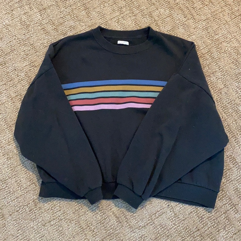 Comfy black sweater!